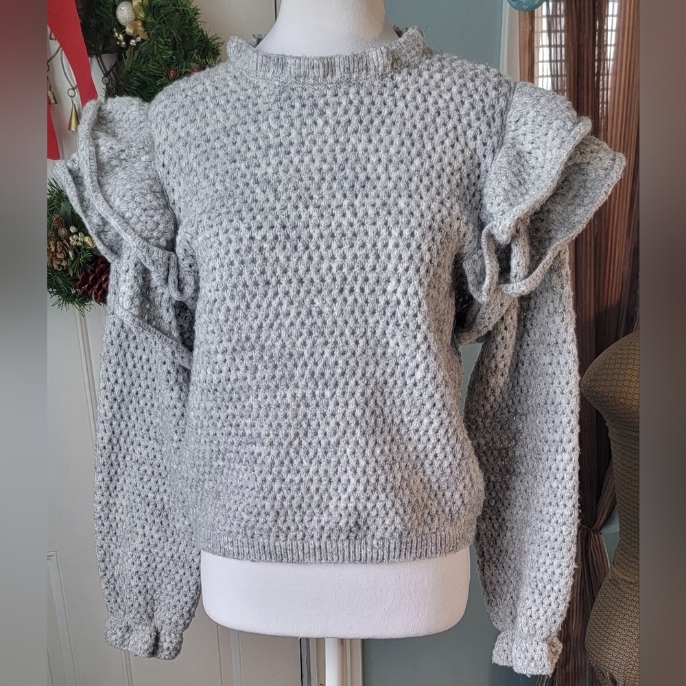 Broadway 38 Anthropologie Open Knit Ruffled Shoulder Sweater Women's M Grey Wool